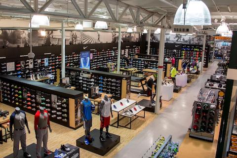 Dick's Sporting Goods image.